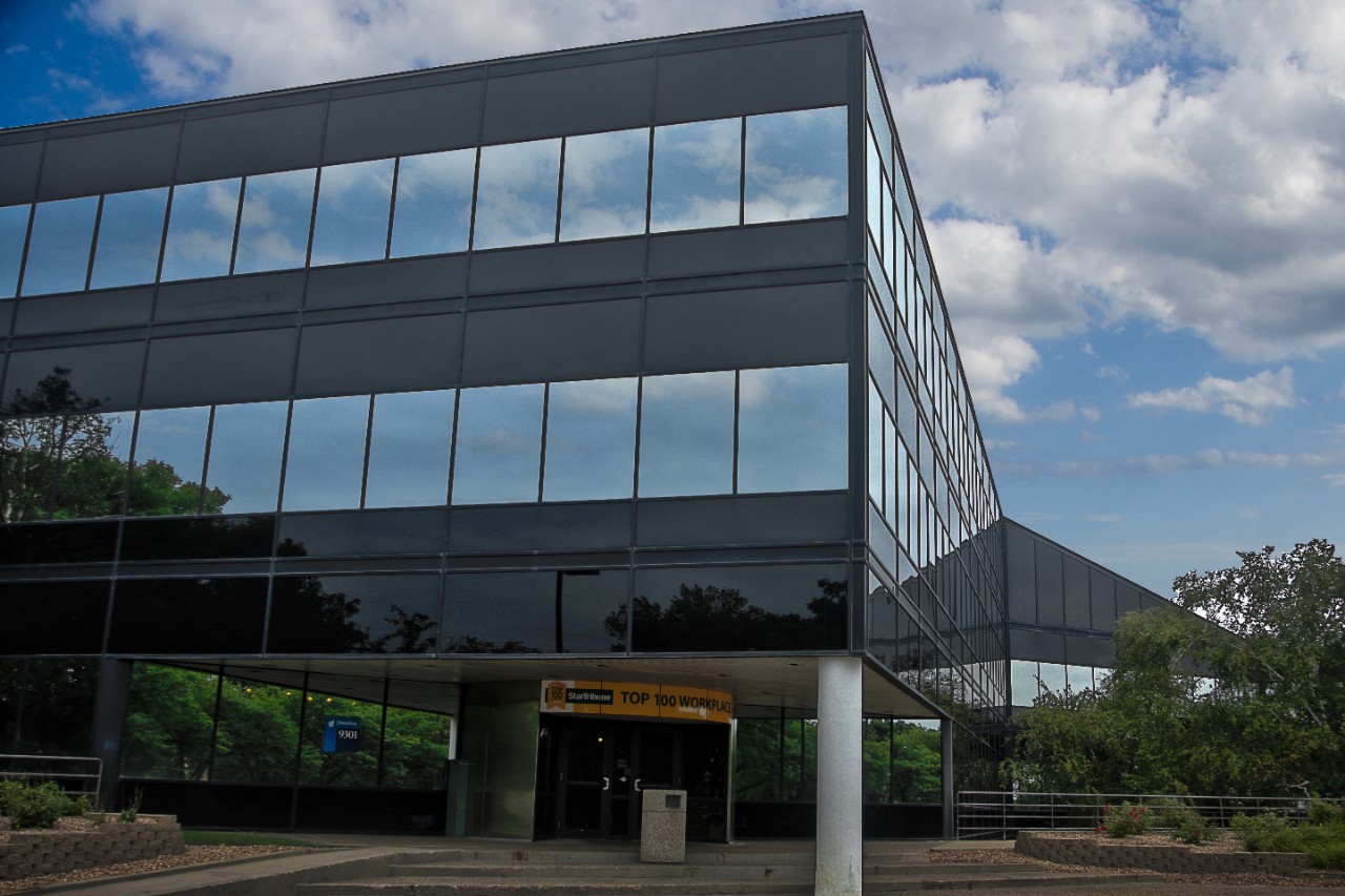 Regionalne Biuro Sprzedaży Donaldson pyły, dymy i mgły przemysłowe