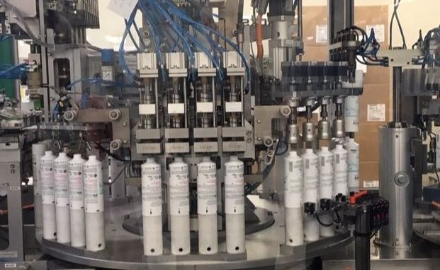 Laminate tube production line in the Alltub manufacturing plant in Germany. The modern, multi-layer laminate film can be produced in total thicknesses of 250 - 400 µm. The “digitally mastered” printing method, with the processing of the 4C files in CMYK, has become four times faster and more flexible. In some cases, this flexible tube production can take 48 hours from customer file to finished tube.