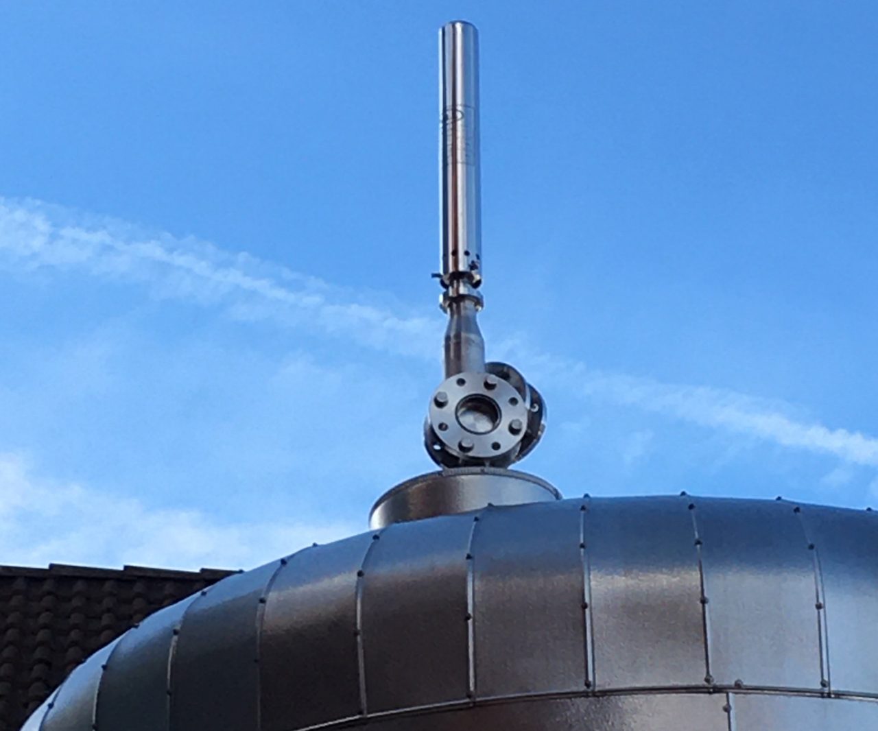 Los filtros LifeTec™ proporcionan una compensación fiable de la presión y se instalan en los depósitos exteriores y en las naves de producción. El filtro LifeTec™ PP N, que se utiliza en una carcasa de filtro existente , consigue una larga vida útil. (imagen: Grafschafter Krautfabrik)