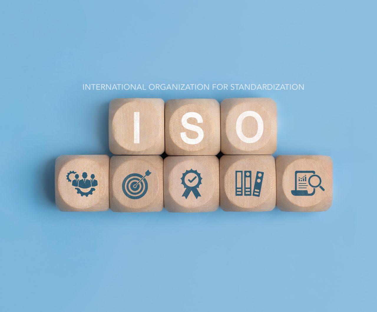 ISO 8573-1はアルファベットのブロックで綴られている。