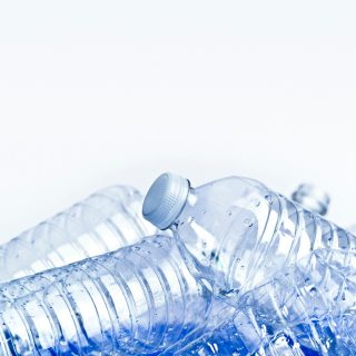 Fotografia stockowa: iStock_000013857545Large_182843784 Pojemnik na płyn na białym tle