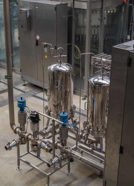 As carcaças de líquidos Donaldson PG-EG para pré-filtração e filtração final suportam a filtração de água mineral na planta de engarrafamento da Linha 5 para volumes de até 30 m³/h.